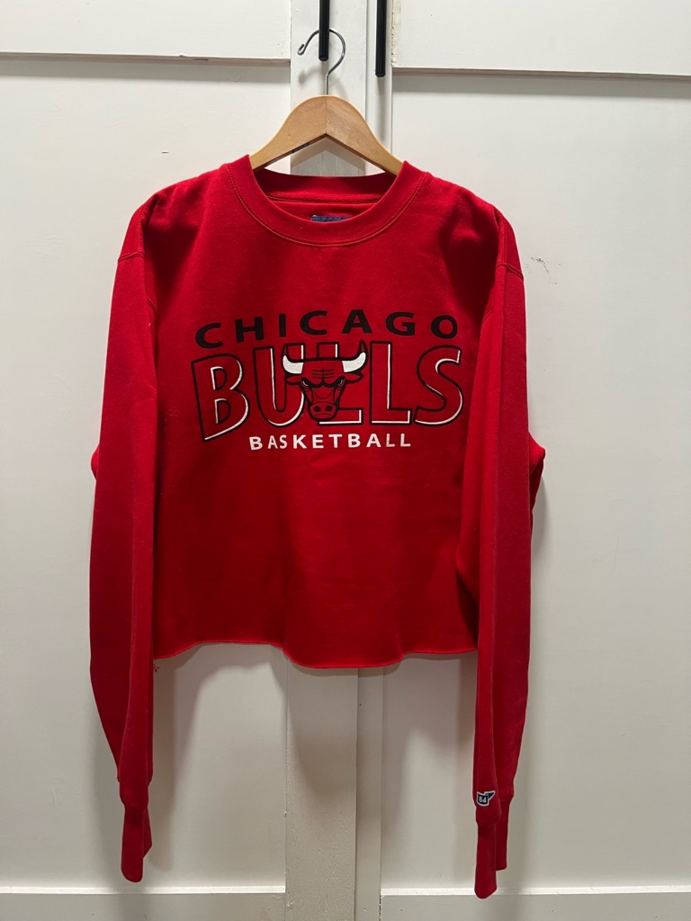 Chicago Bulls Red Basketball Cropped Sweatshirt NWT